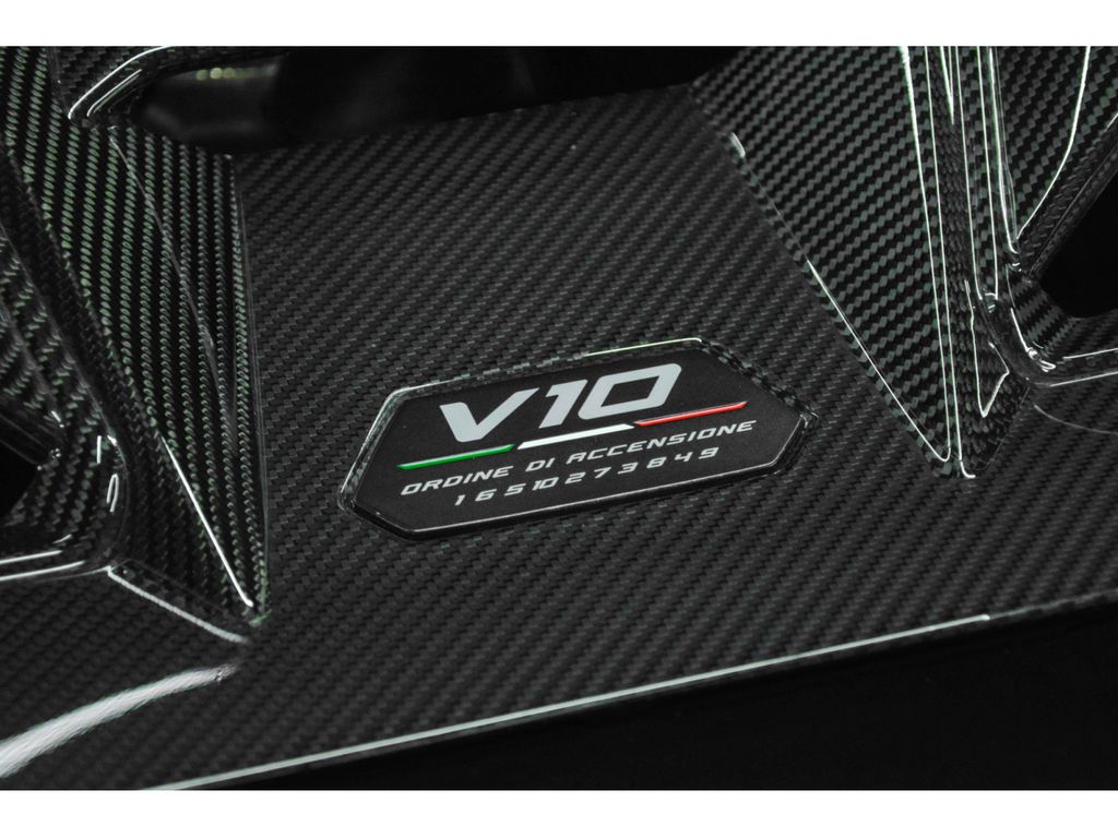 Lamborghini Huracán 2023