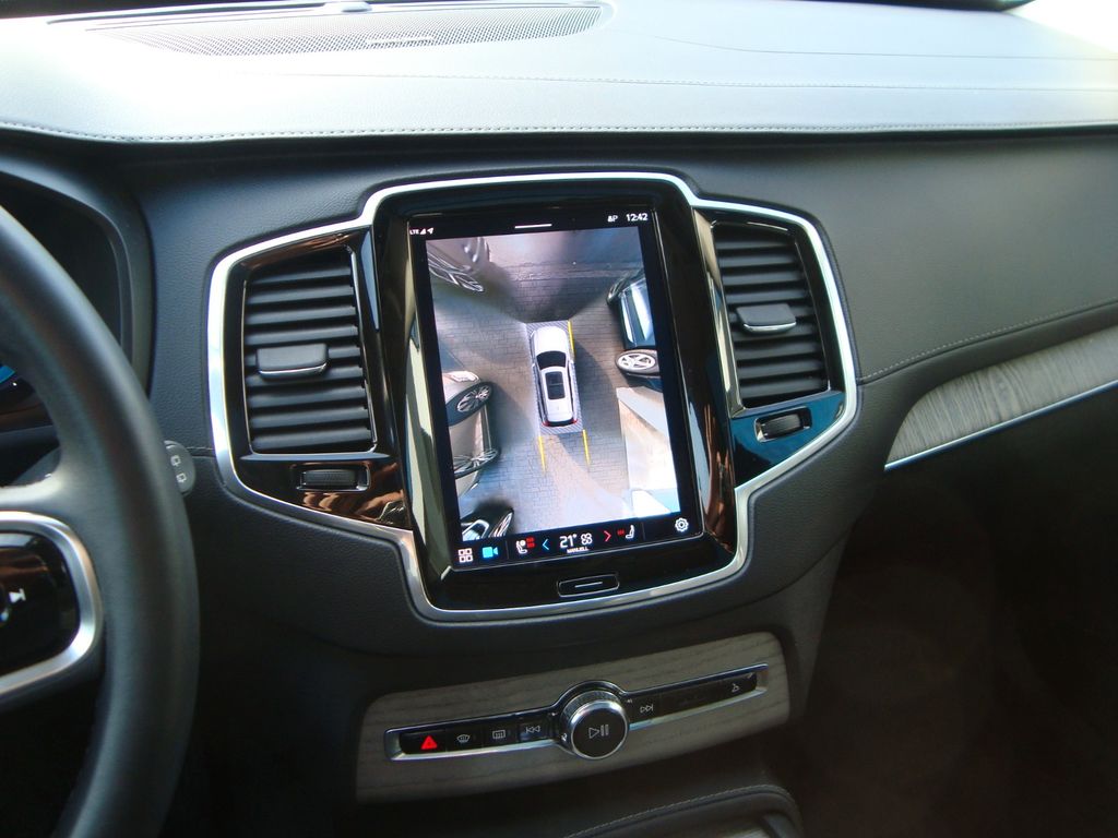 Volvo XC90 2022
