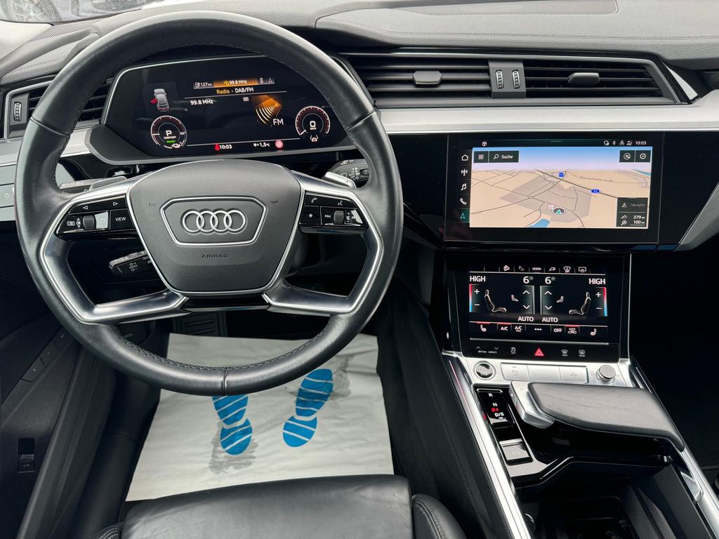 Audi e-tron 2022