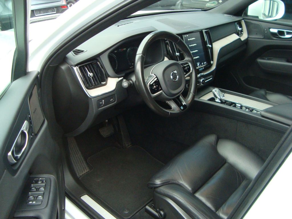 Volvo XC60 2020