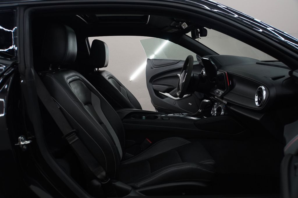 Chevrolet Camaro 2024