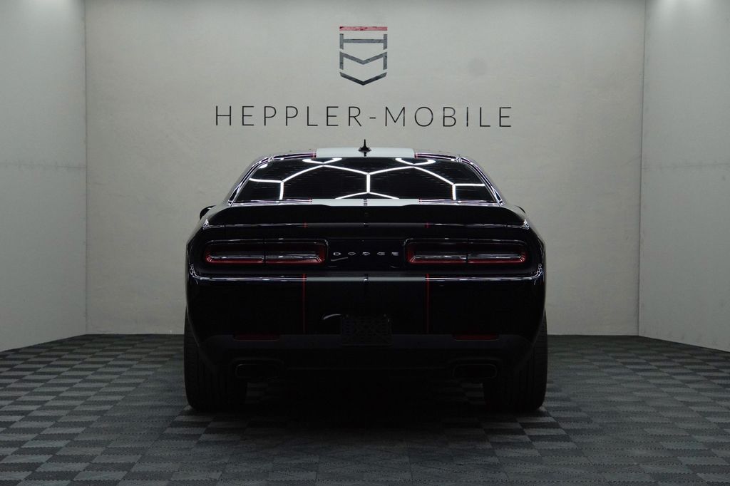 Dodge Challenger 2019