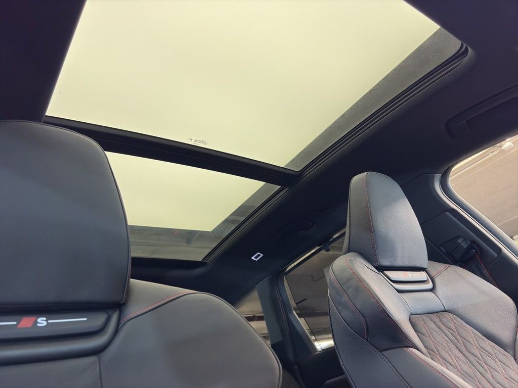 Audi SQ6 e-tron 2025