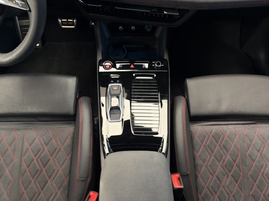 Audi SQ6 e-tron 2025