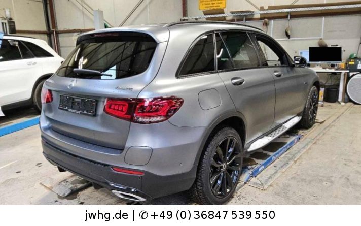Mercedes-Benz GLC 300 2021