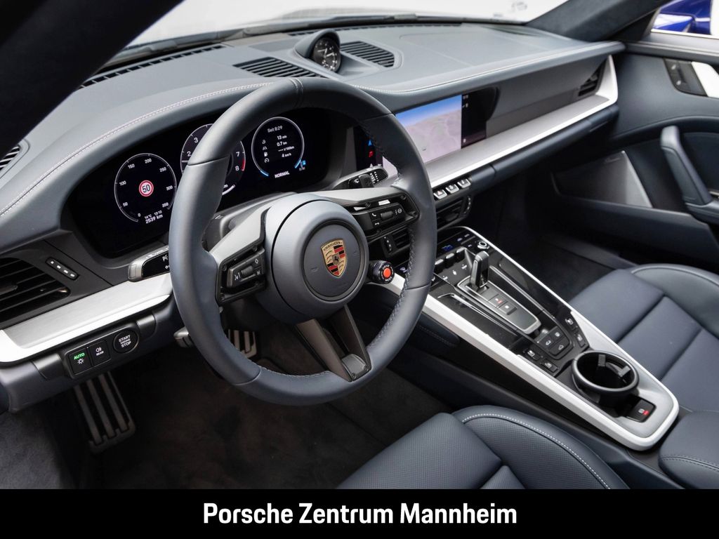 Porsche 992 2025
