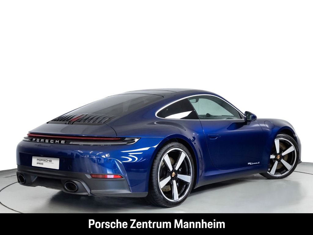 Porsche 992 2025