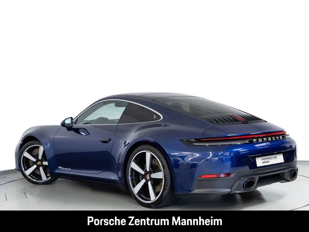 Porsche 992 2025