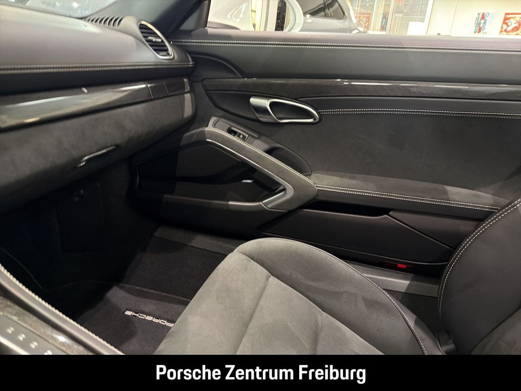 Porsche Boxster 2024