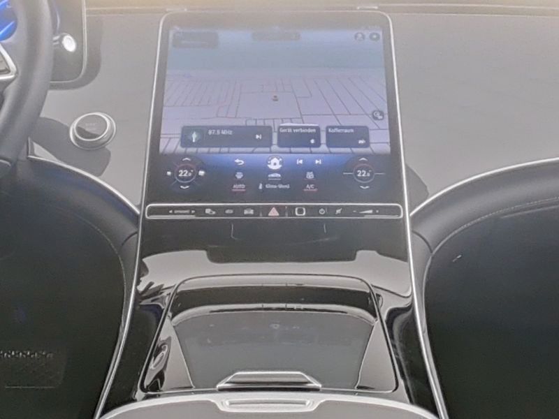 Mercedes-Benz EQE 2024