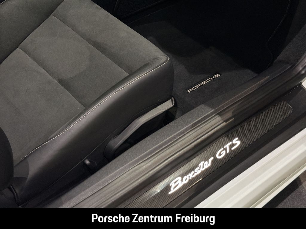 Porsche Boxster 2024