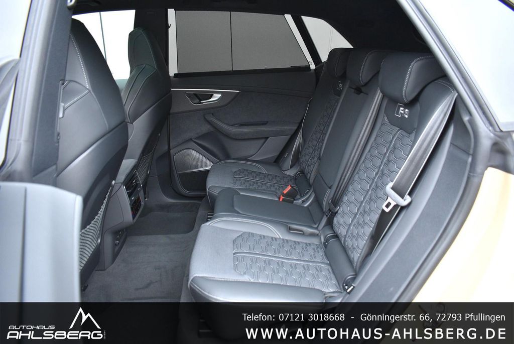 Audi RSQ8 2024