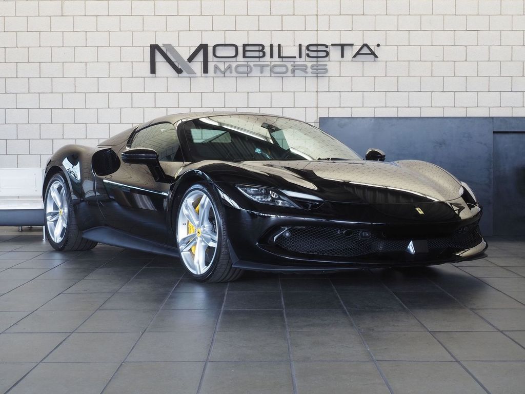 Ferrari 296 GTS 2025