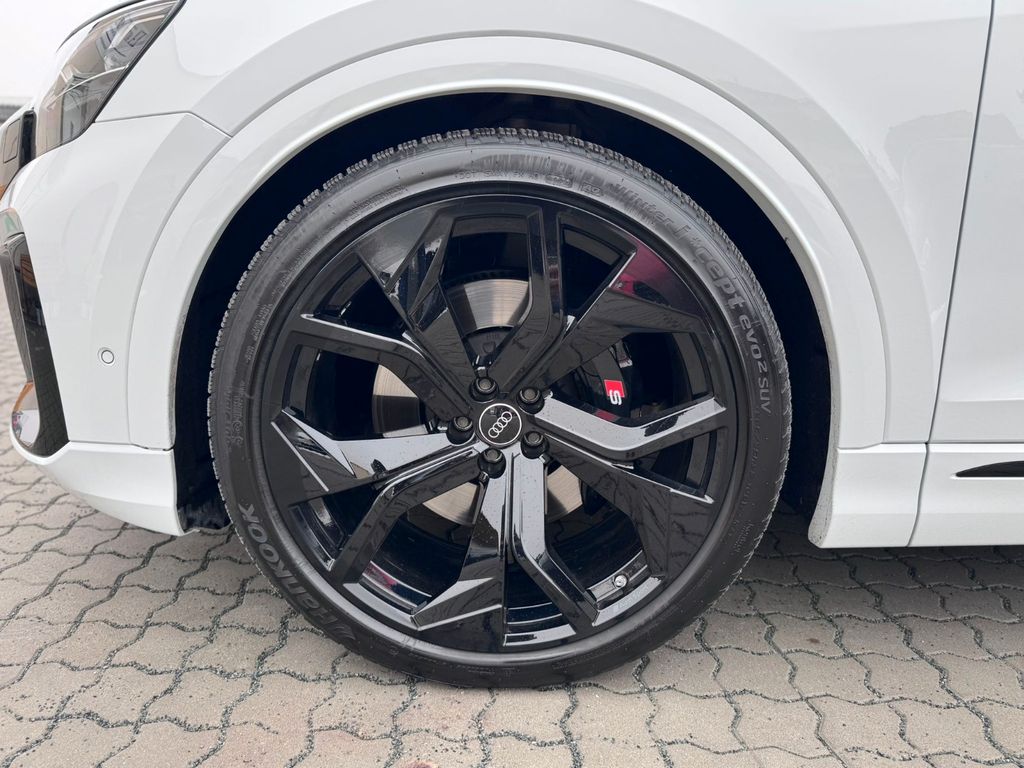 Audi SQ8 2024