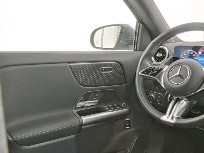 Mercedes-Benz GLA 220 2024
