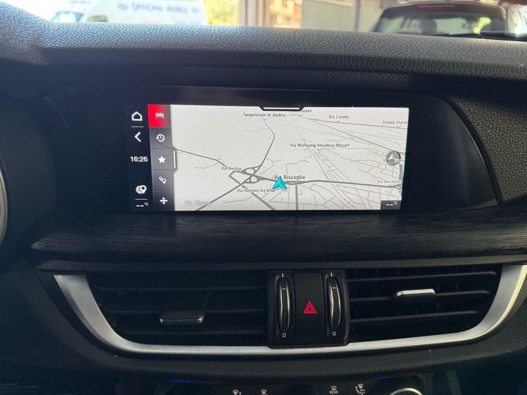 Alfa Romeo Stelvio 2021