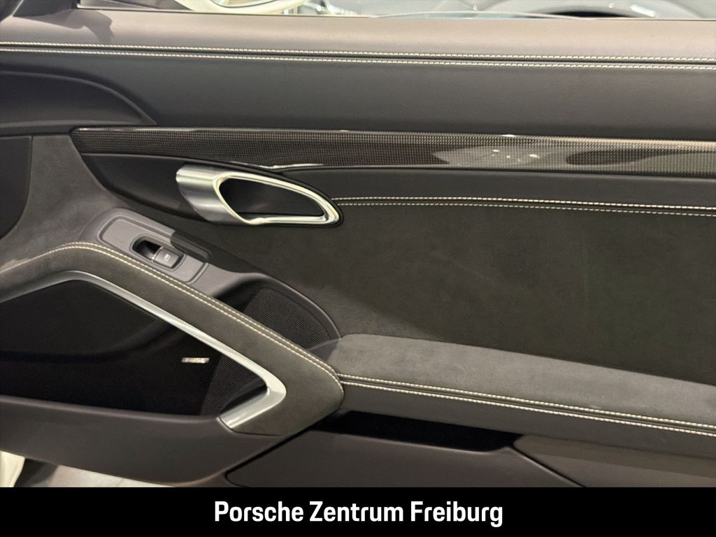 Porsche Boxster 2024