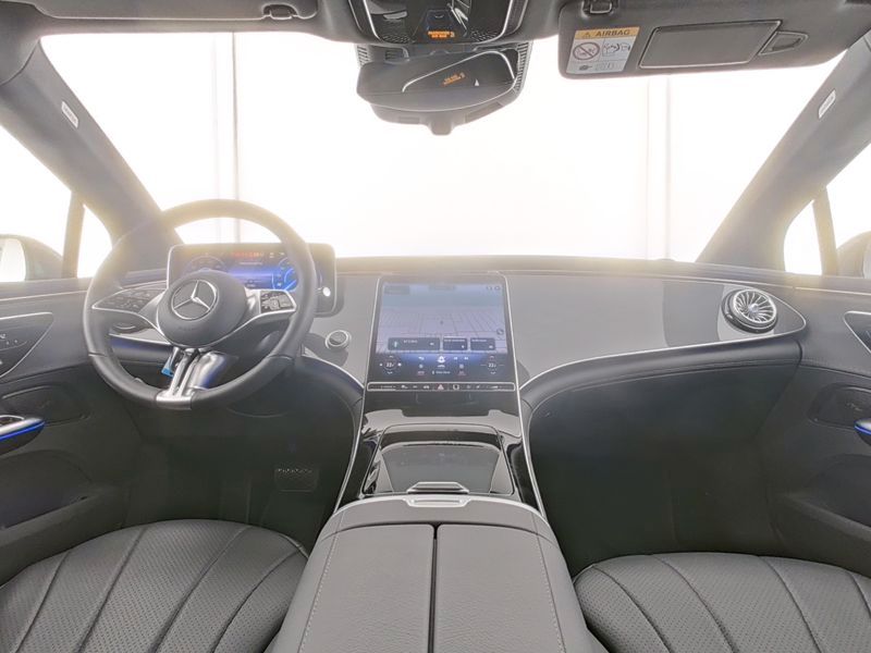 Mercedes-Benz EQE 2024