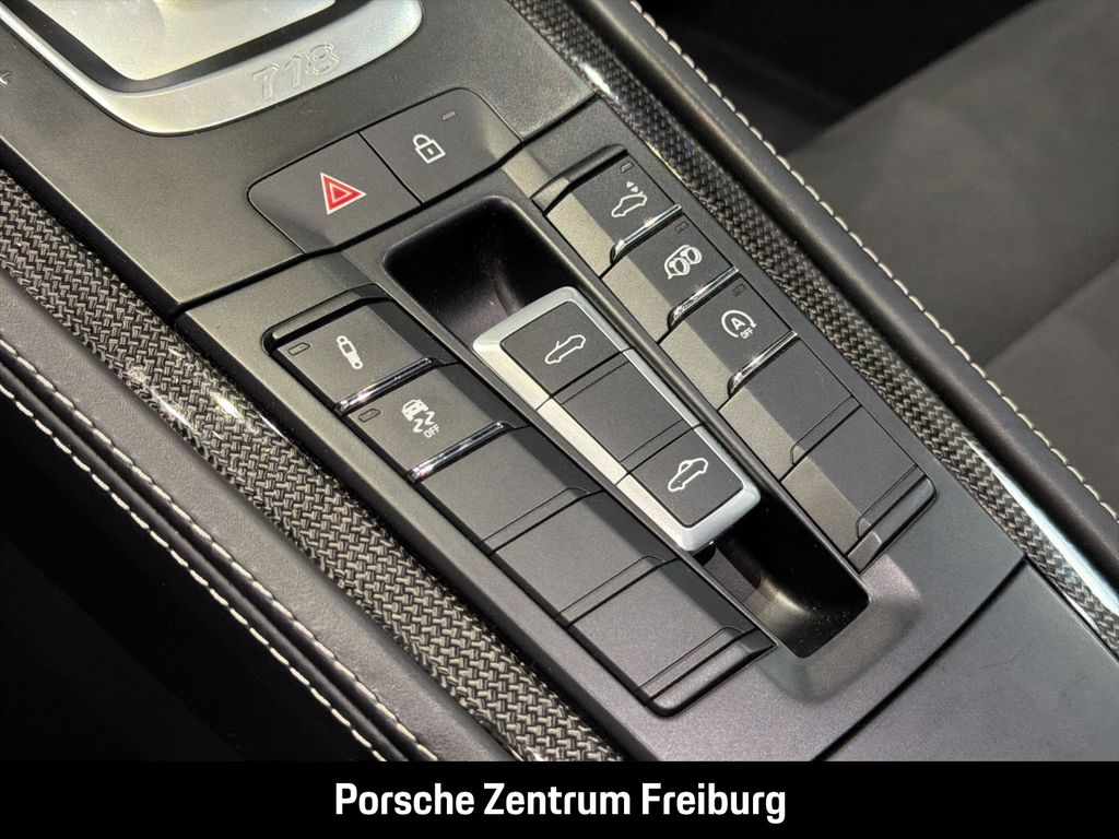 Porsche Boxster 2024