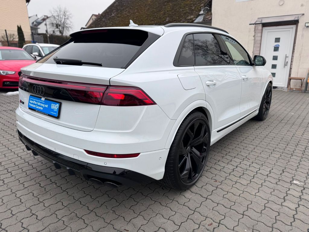 Audi SQ8 2024
