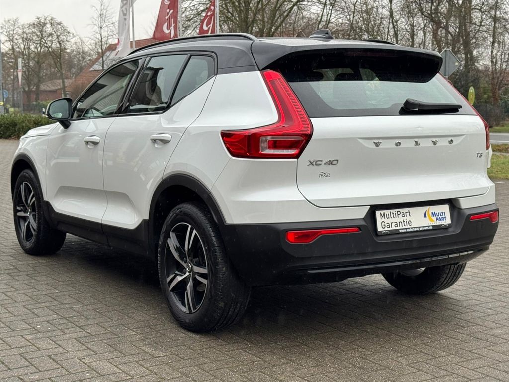 Volvo XC40 2021