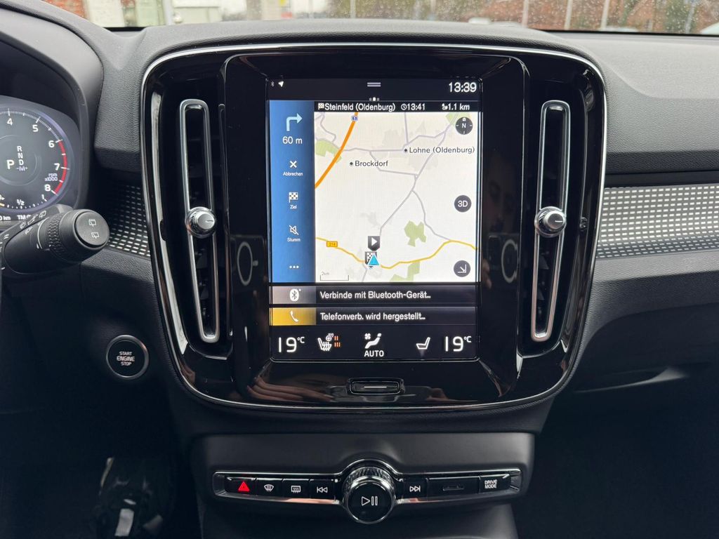 Volvo XC40 2021