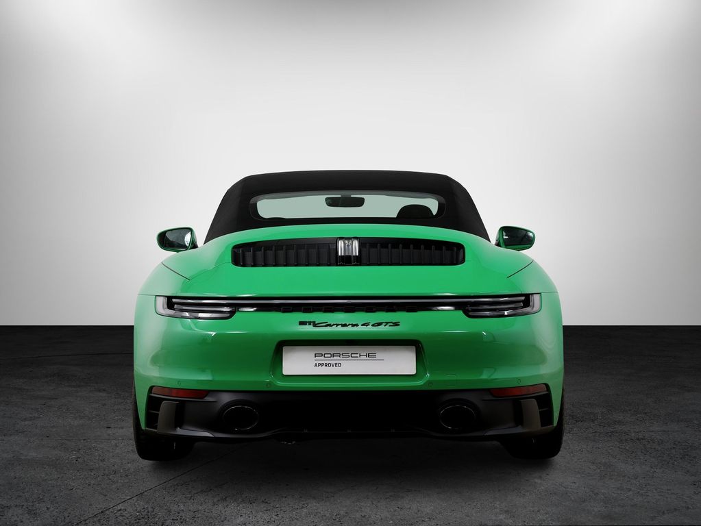 Porsche 992 2023
