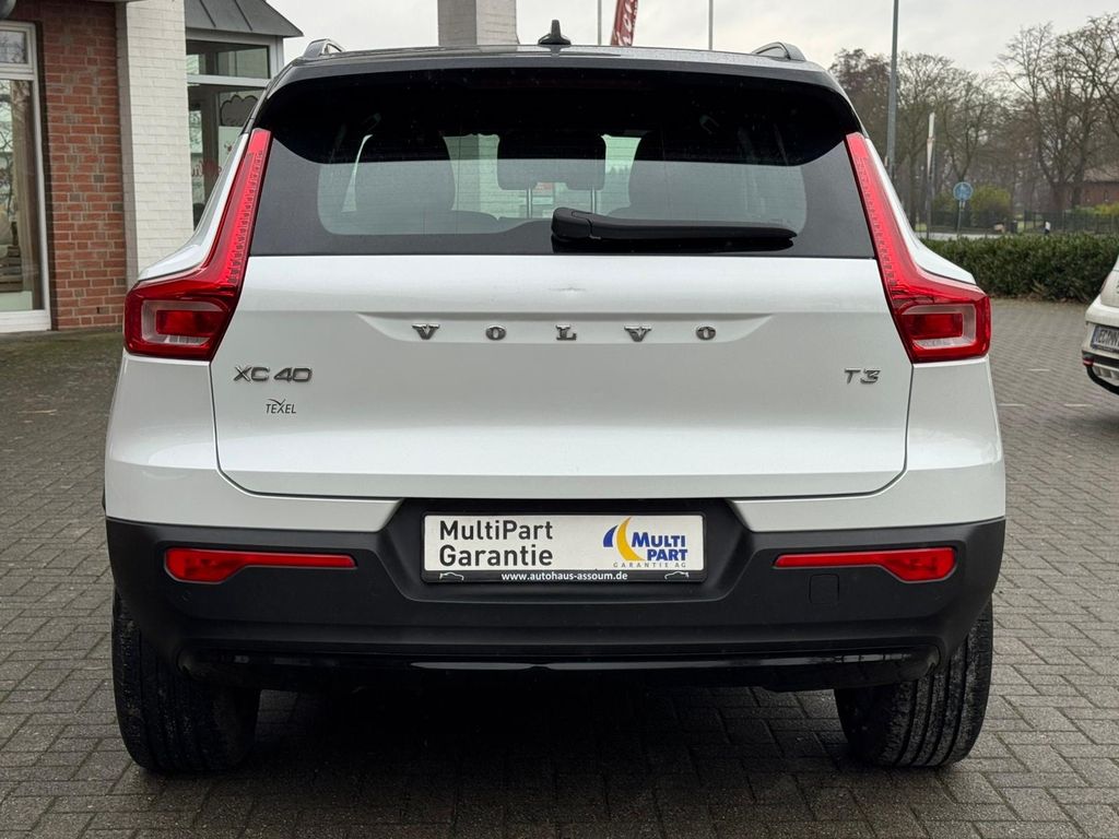 Volvo XC40 2021