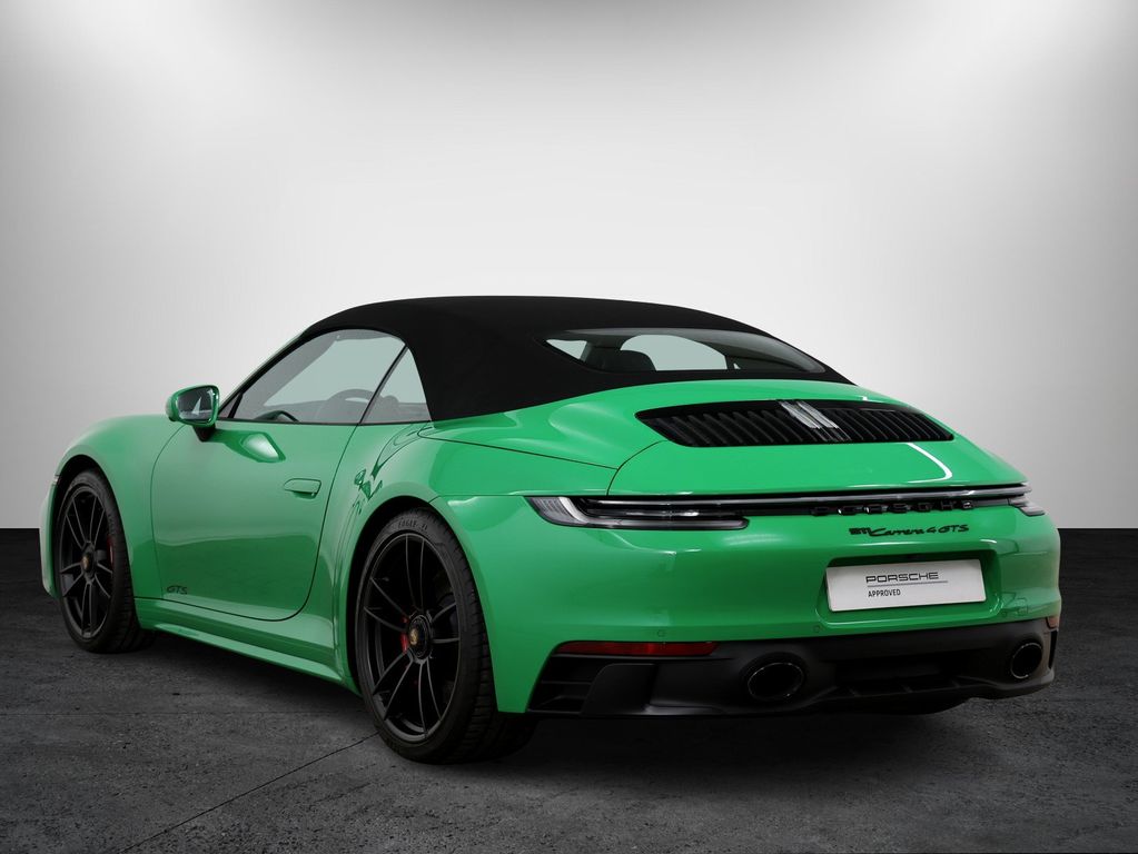 Porsche 992 2023