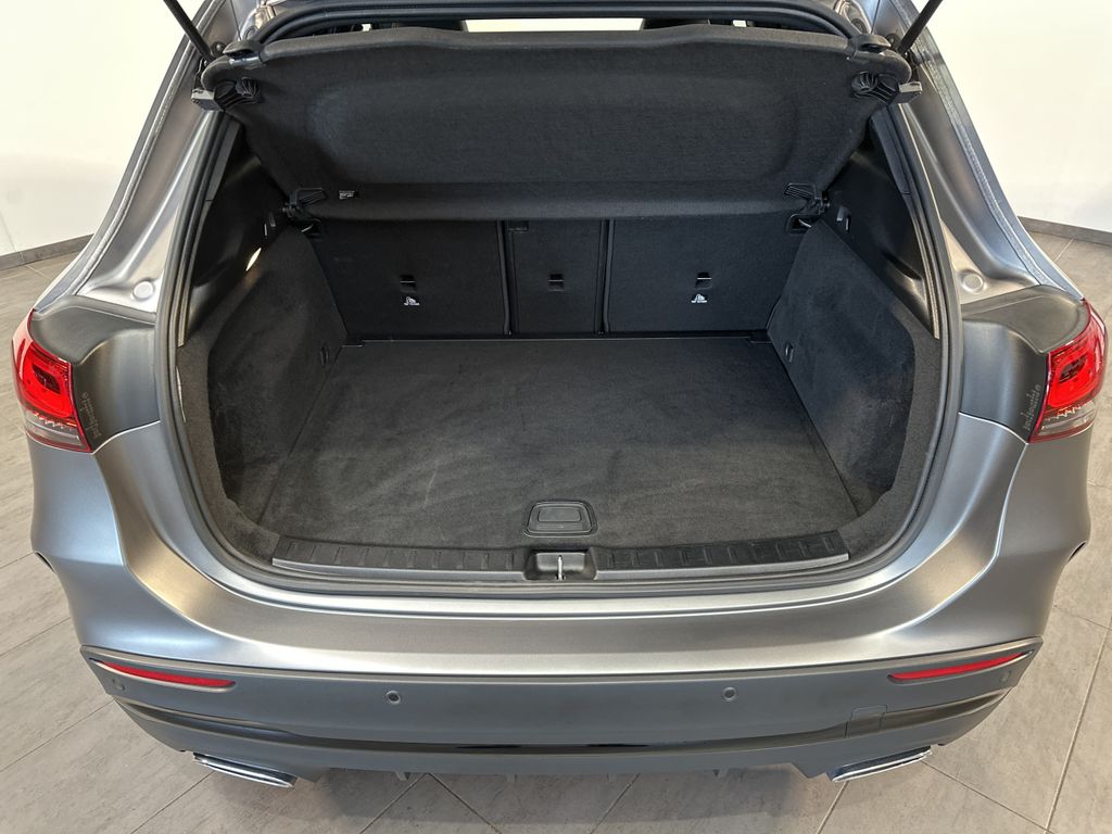 Mercedes-Benz GLA 200 2022