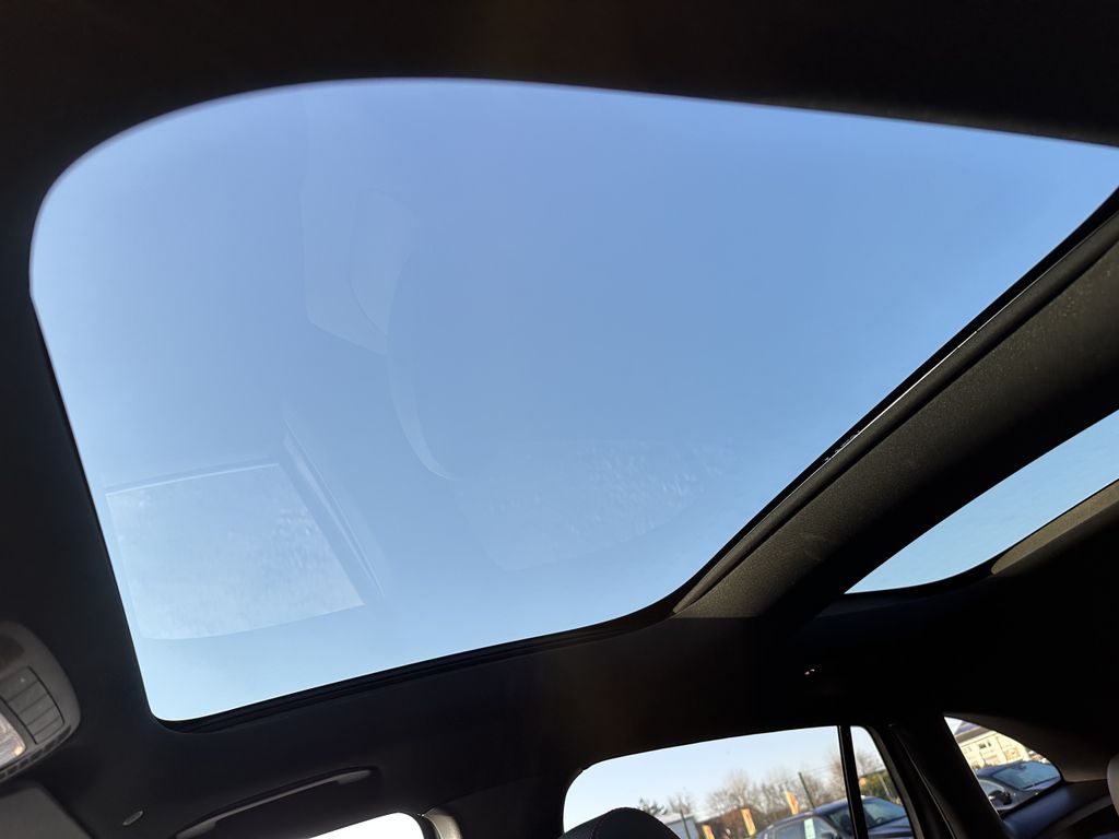 Mercedes-Benz GLA 200 2022