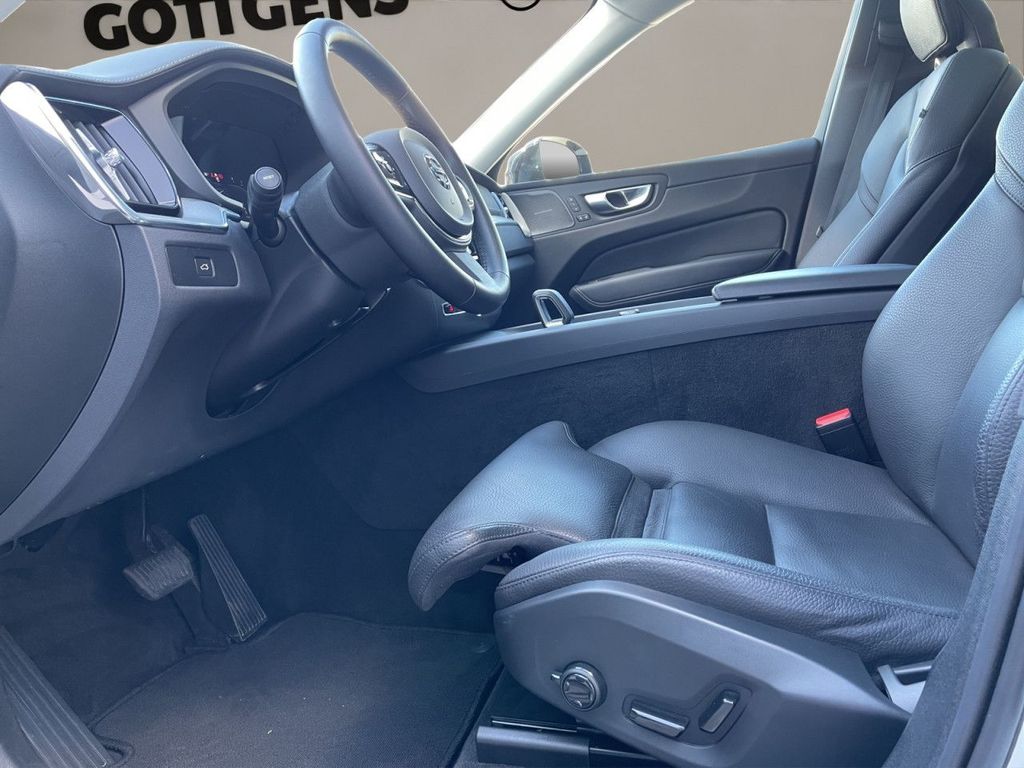 Volvo XC60 2023