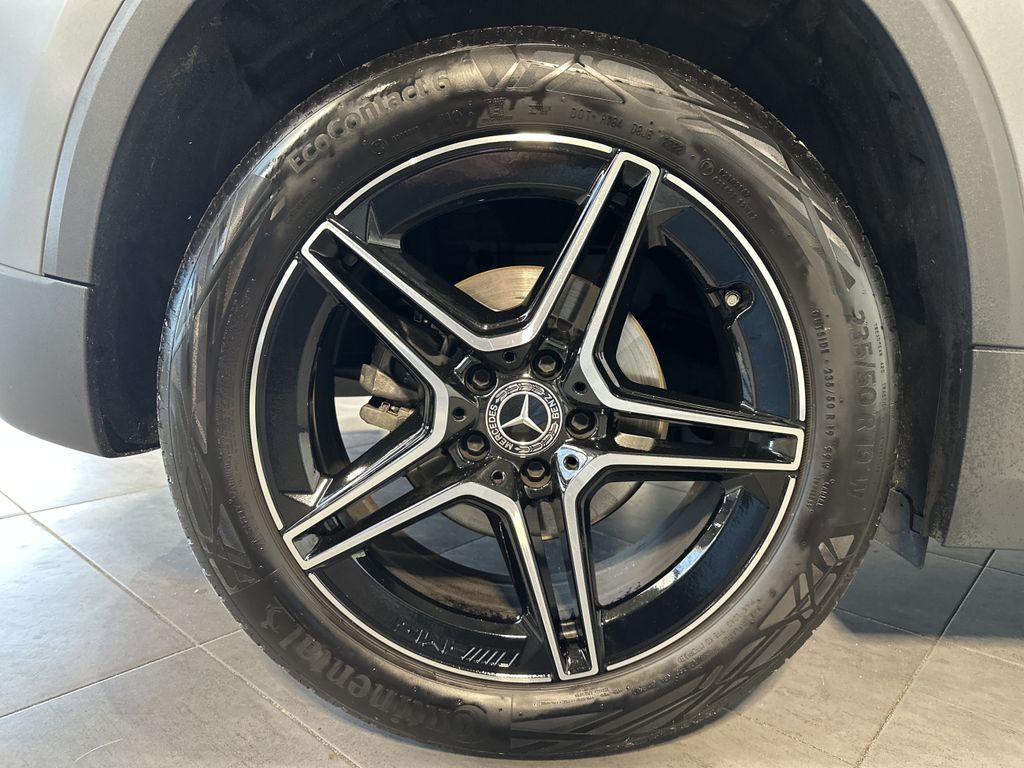 Mercedes-Benz GLA 200 2022