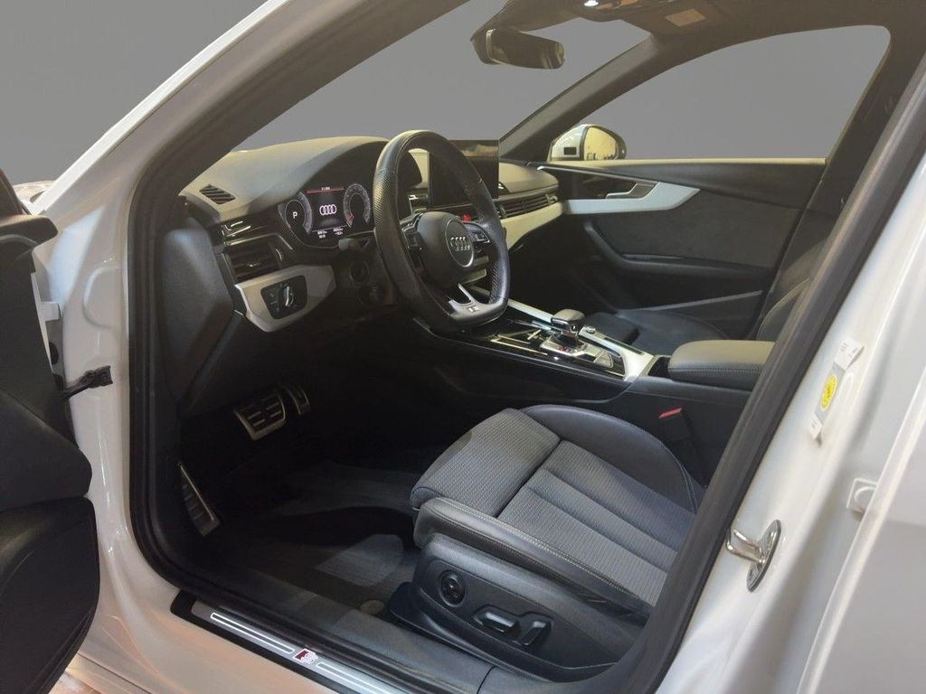 Audi A4 2022