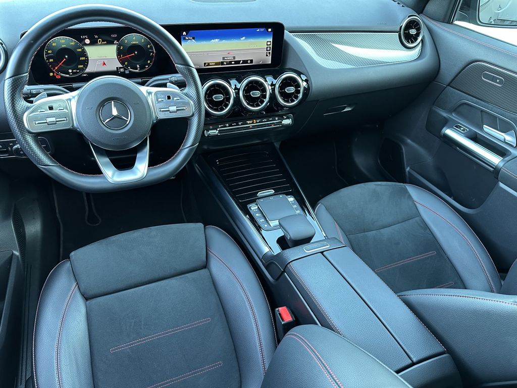 Mercedes-Benz GLA 200 2022