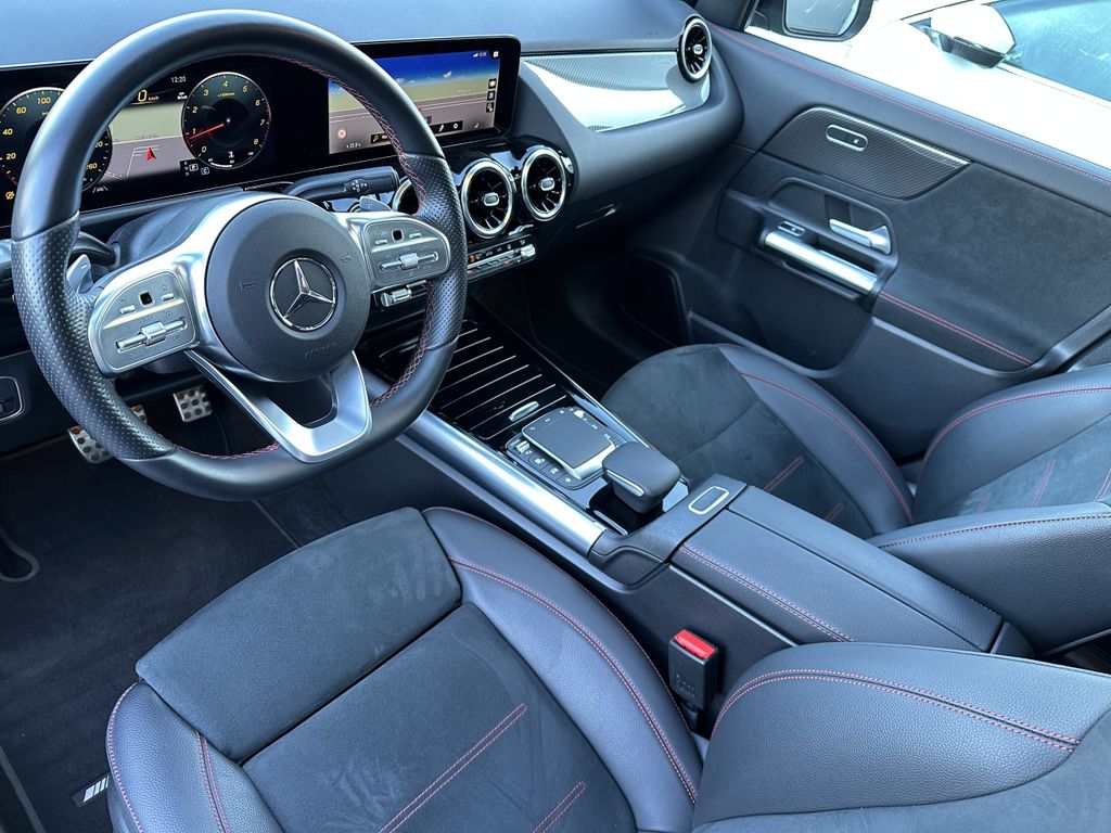 Mercedes-Benz GLA 200 2022