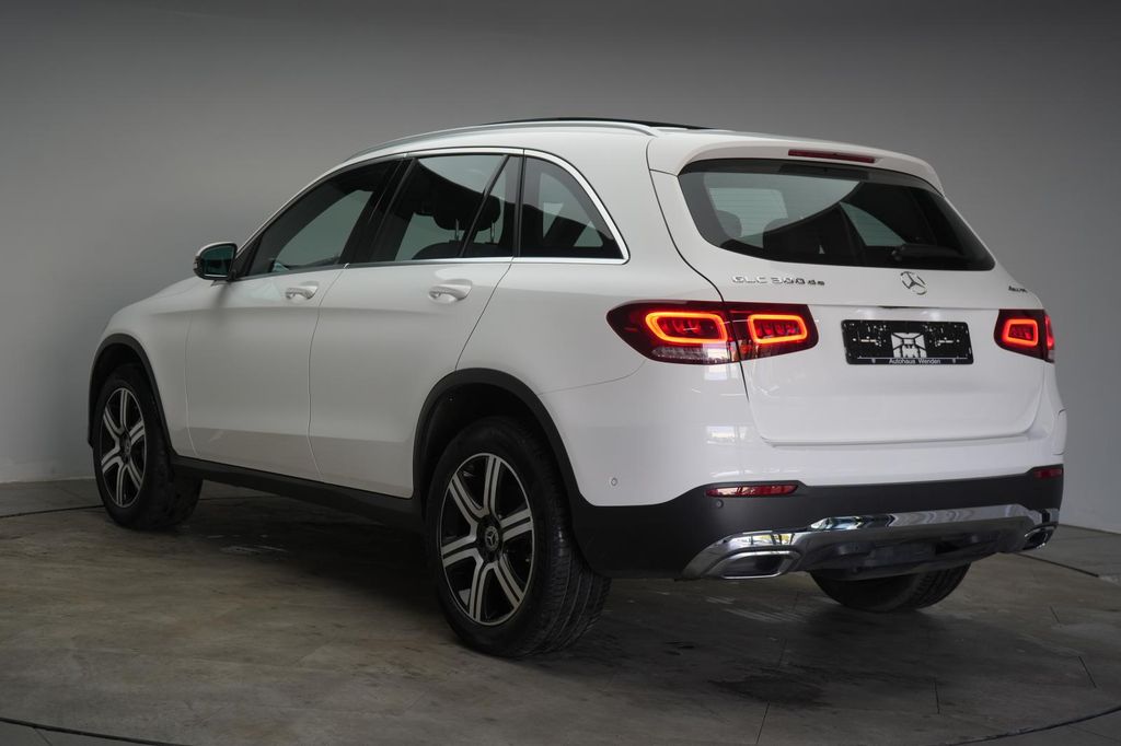 Mercedes-Benz GLC 300 2022
