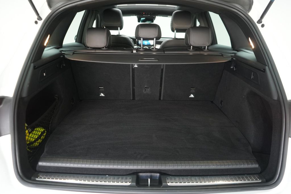 Mercedes-Benz GLC 300 2022
