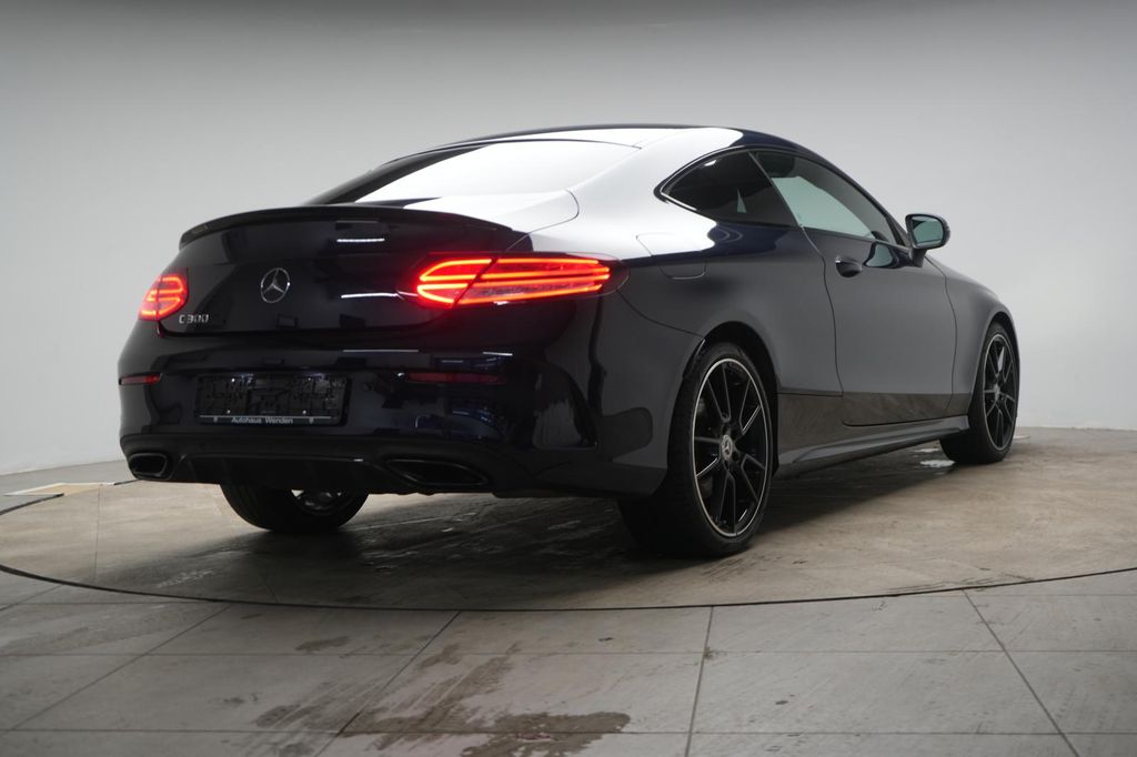 Mercedes-Benz C 300 2022