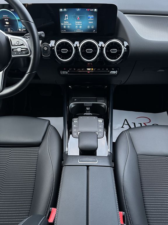 Mercedes-Benz B 250 2022