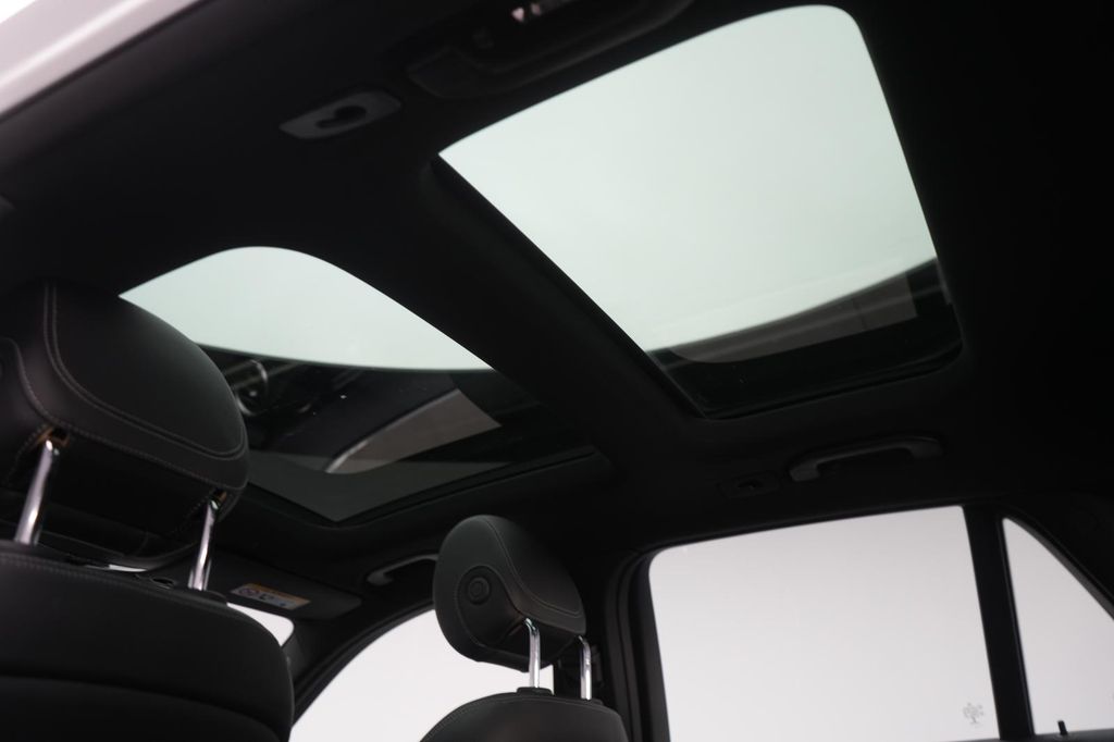 Mercedes-Benz GLC 300 2022