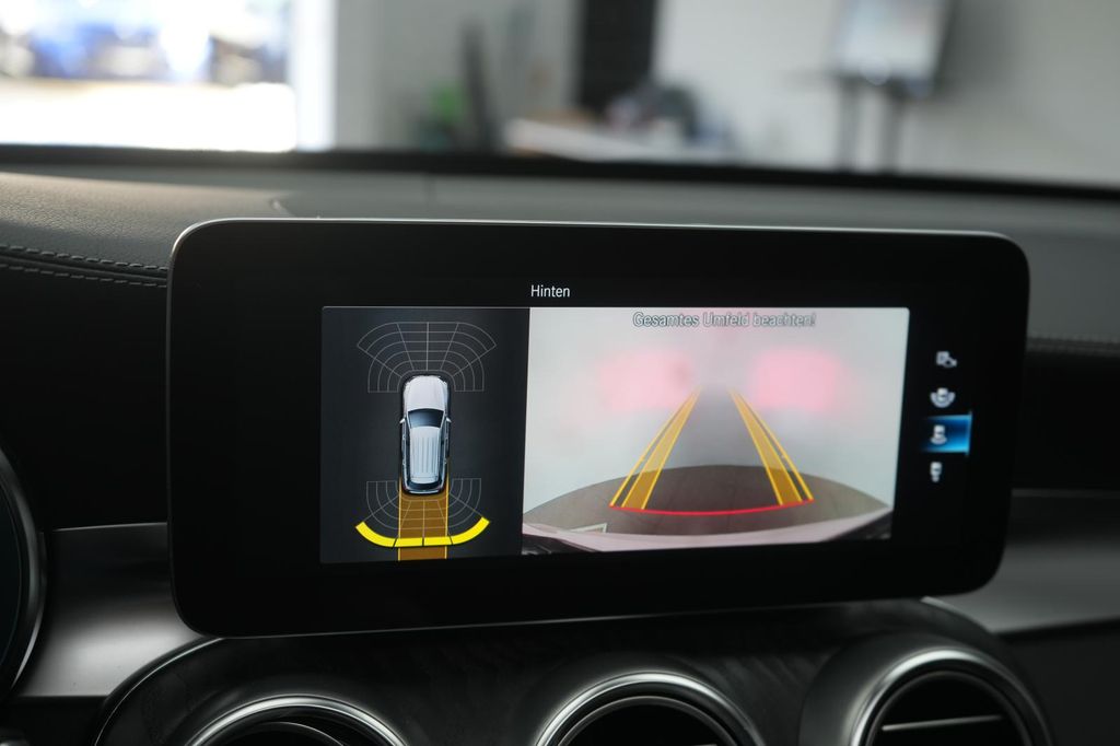 Mercedes-Benz GLC 300 2022