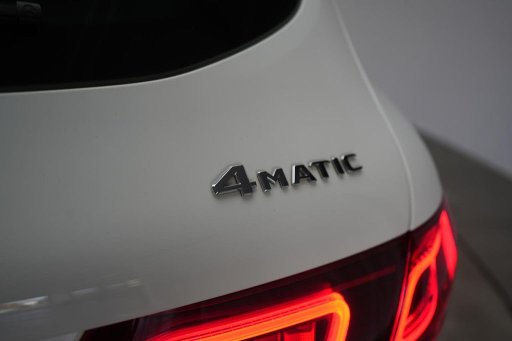 Mercedes-Benz GLC 300 2022