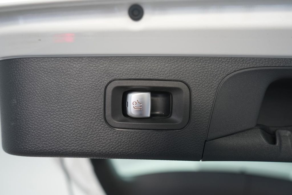 Mercedes-Benz GLC 300 2022