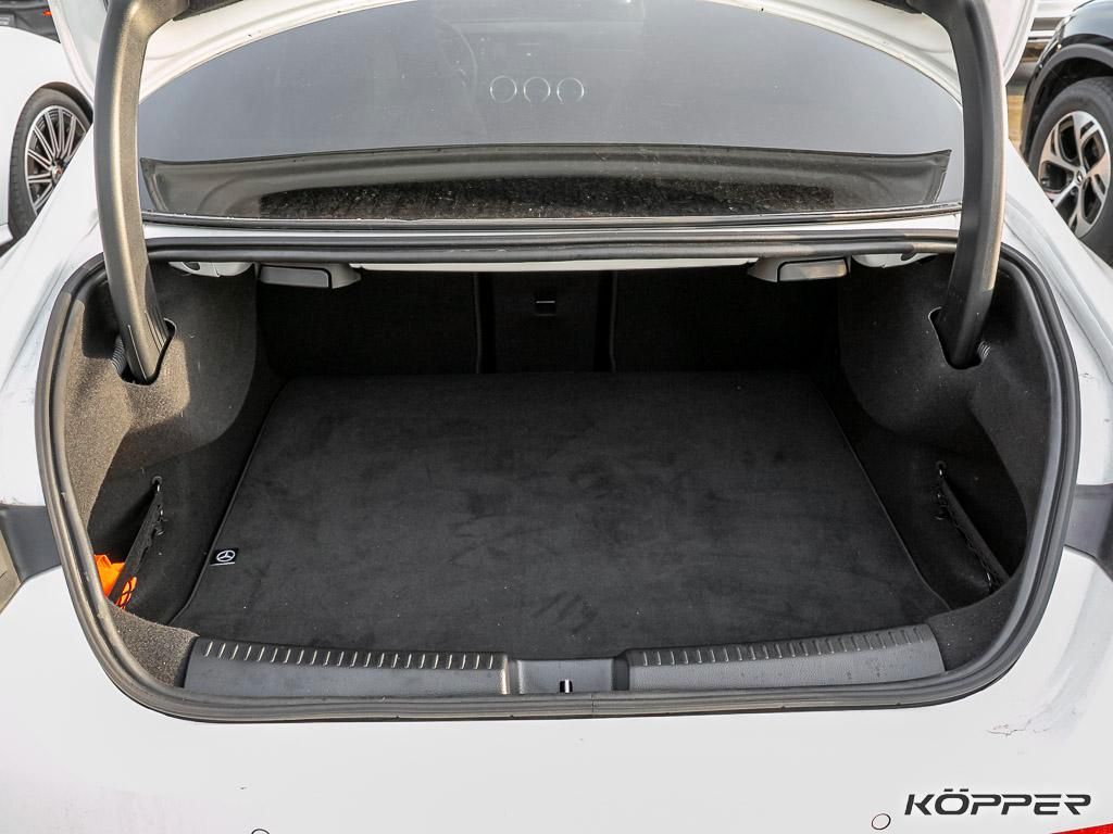 Mercedes-Benz CLA 200 2025