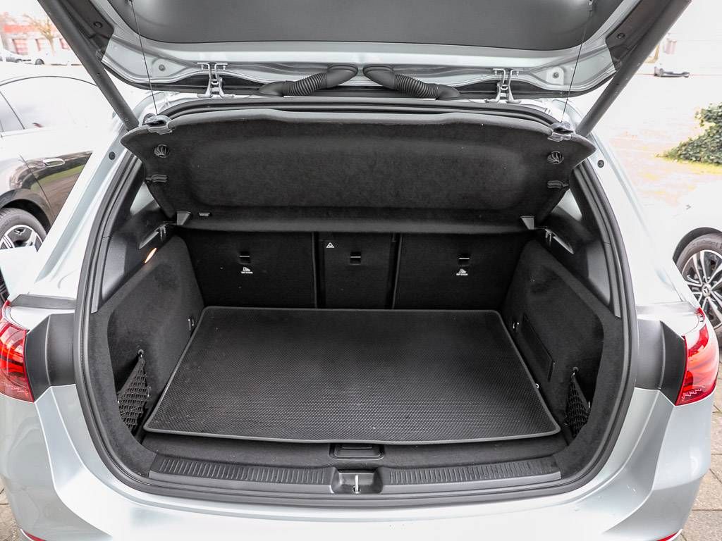 Mercedes-Benz B 220 2024