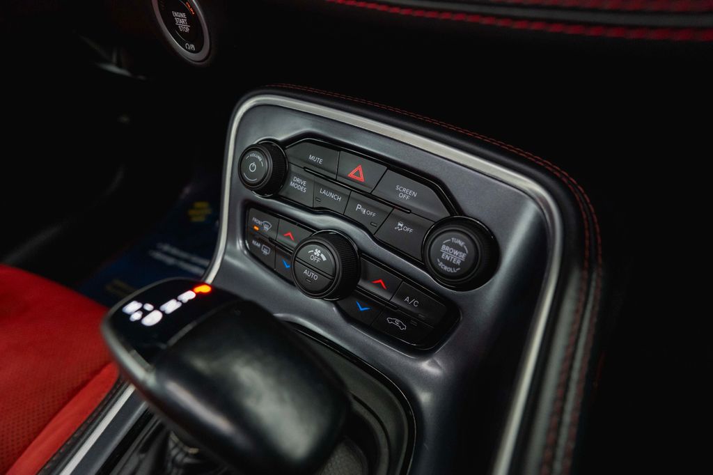 Dodge Challenger 2021