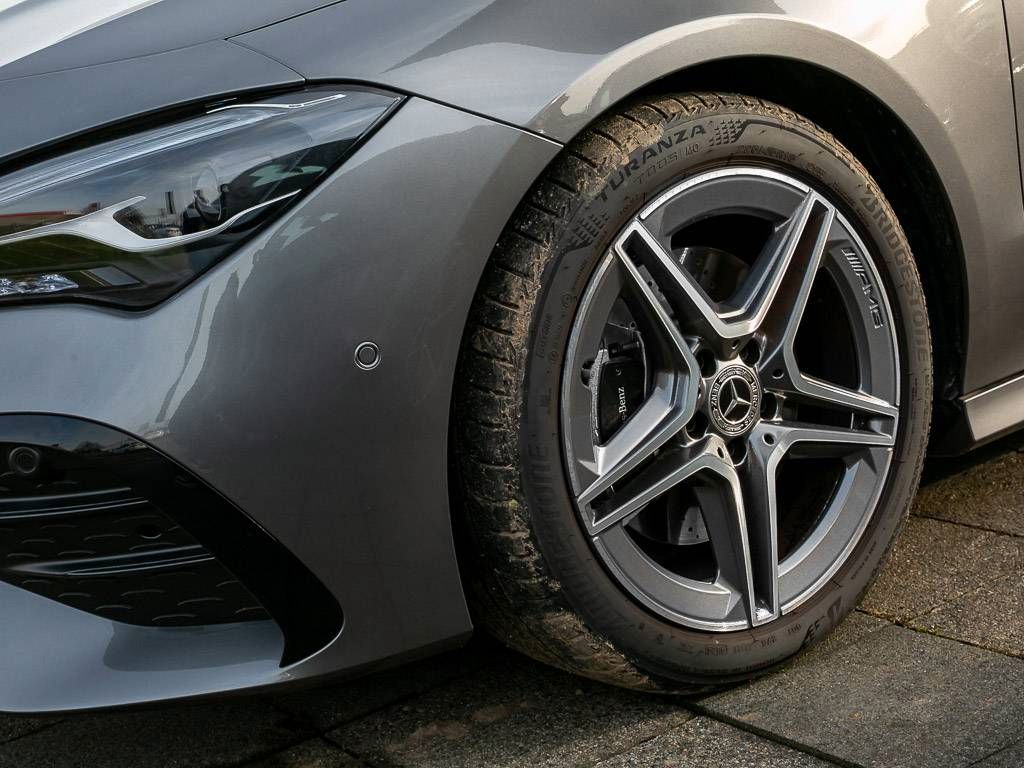 Mercedes-Benz CLA 200 2025