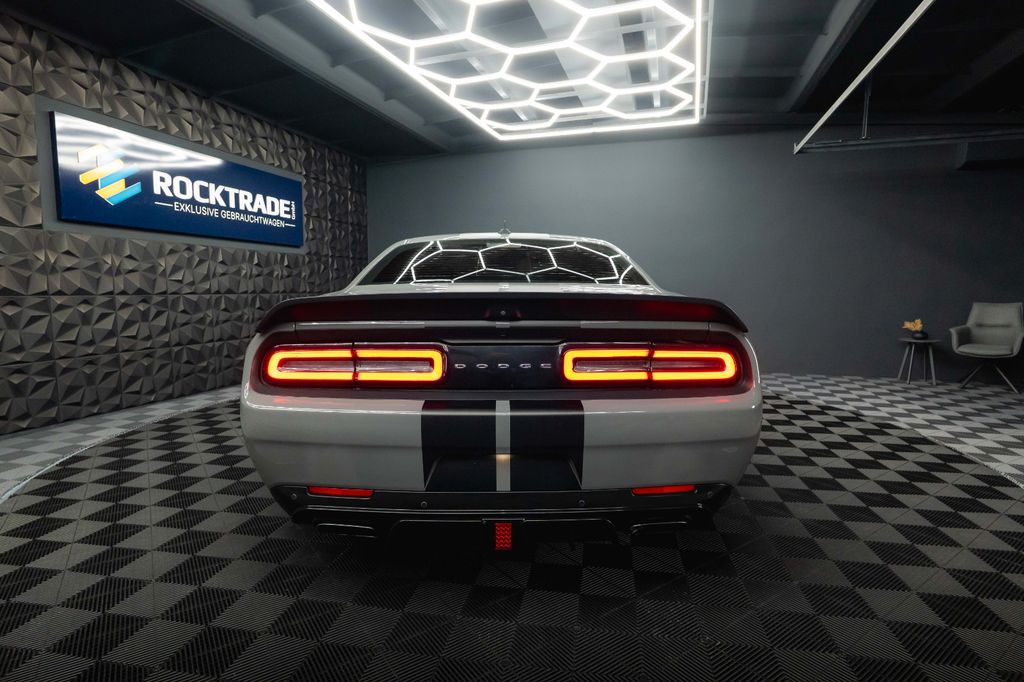 Dodge Challenger 2021