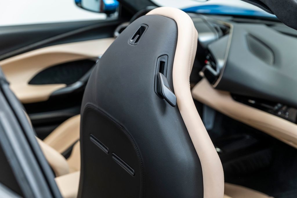 Ferrari 296 GTS 2022